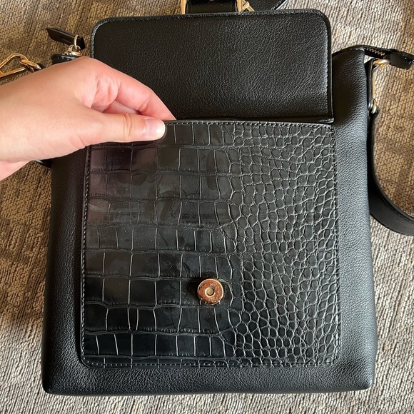 “Espe” crossbody bag.  Black. Vegan. - Picture 5 of 8